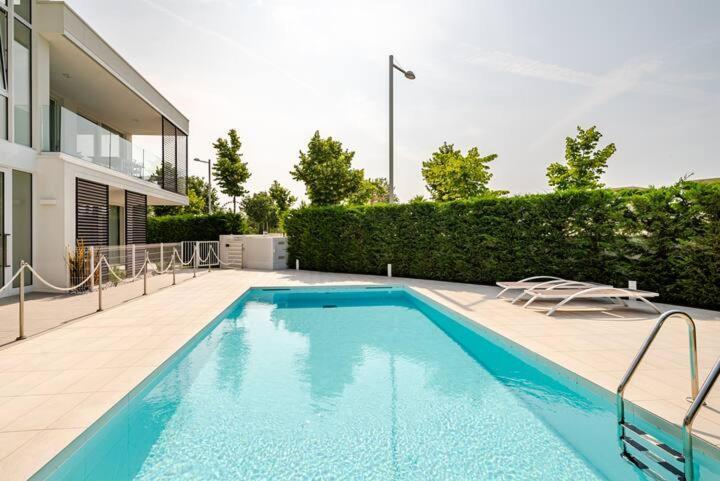 Apartment Luma With Pool Τζεσόλο Λίντο Εξωτερικό φωτογραφία